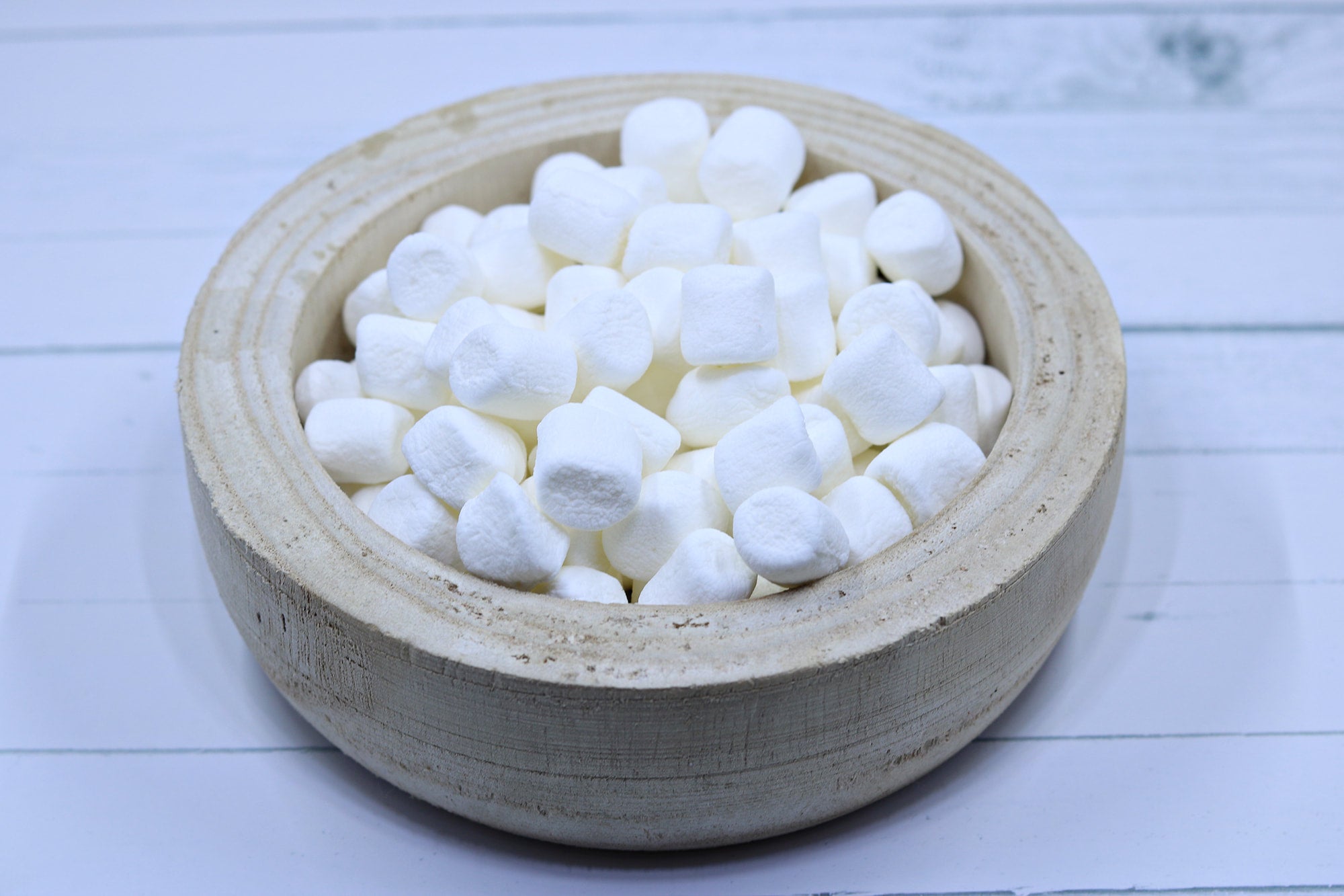 Freeze Dried Marshmallow Chunks #cornstarch #cornstarchchunks #cornsta, corn starch eating